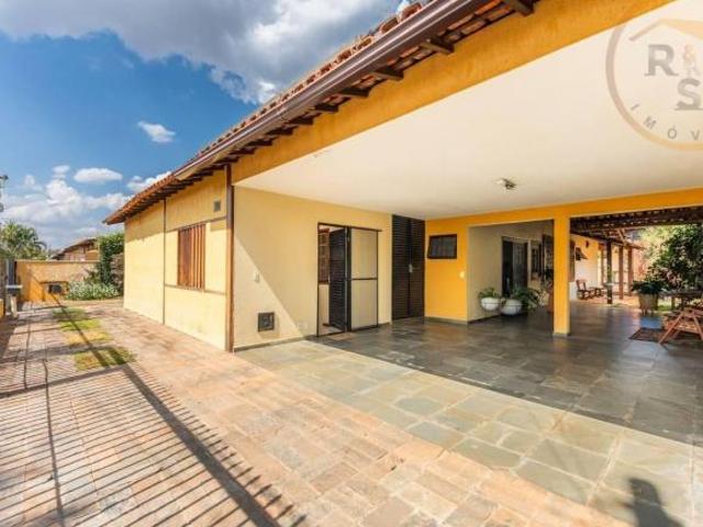 Casa venda em Região Geográfica Imediata do Distrito Federal, Região Integrada de Desenvolvimento do Distrito Federal e Entorno