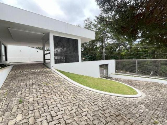 Casa venda em Região Geográfica Imediata de Juiz de Fora, Juiz de Fora