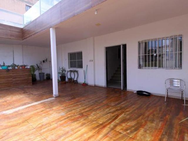 Casa venda em Regional Leste, Belo Horizonte