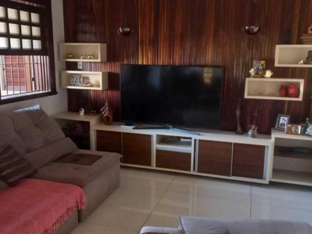 Casa venda em Regional Leste, Belo Horizonte