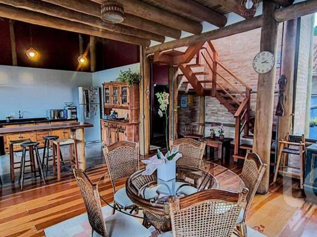 Casa venda em Jardim Caraguá, Caraguatatuba