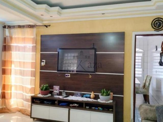 Casa venda em Região Imediata de São José dos Campos, Região Metropolitana do Vale do Paraíba e Litoral Norte