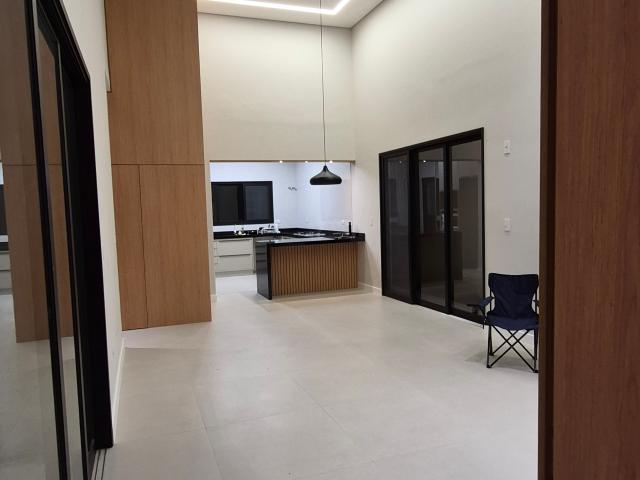 Casa aluguel em Região Imediata de São José dos Campos, Região Metropolitana do Vale do Paraíba e Litoral Norte