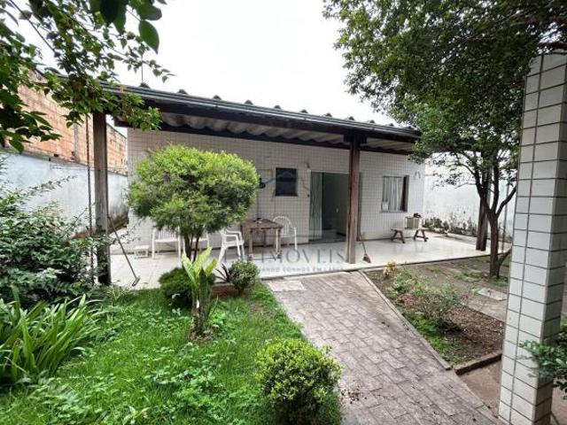 Casa venda em Camargos, Belo Horizonte