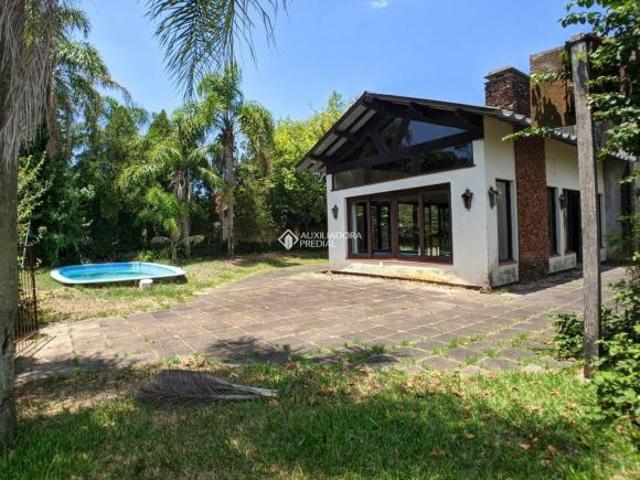 Casa venda em Nova Crixás, Região Geográfica Intermediária de Goiânia