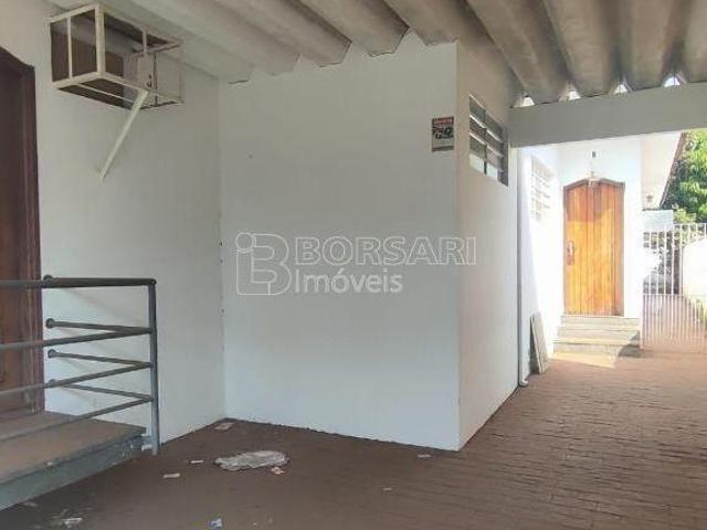 Casa venda em Região Imediata de Araraquara, Araraquara