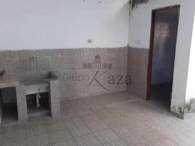Casa venda em Região Imediata de São José dos Campos, Região Metropolitana do Vale do Paraíba e Litoral Norte