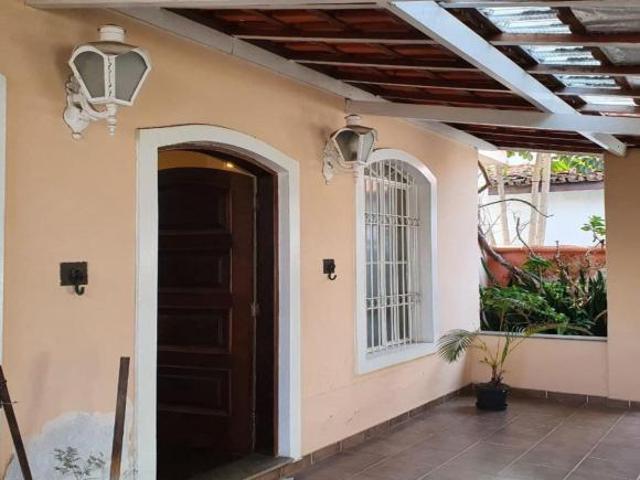 Casa venda em Região Imediata de São José dos Campos, Região Metropolitana do Vale do Paraíba e Litoral Norte