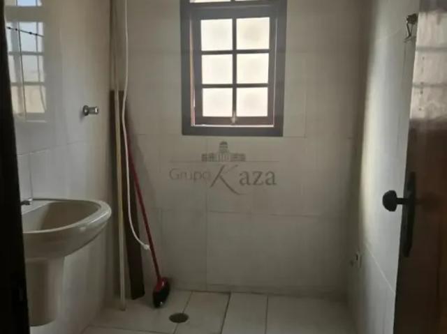 Casa aluguel em Região Imediata de São José dos Campos, Região Metropolitana do Vale do Paraíba e Litoral Norte