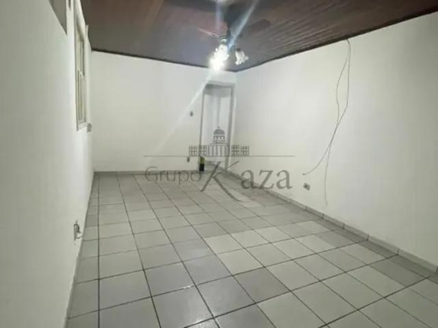 Casa venda em Região Imediata de São José dos Campos, Região Metropolitana do Vale do Paraíba e Litoral Norte