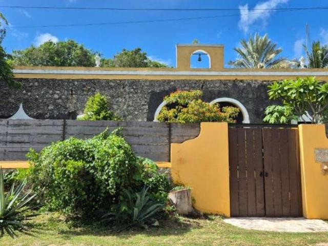Casa con 10 recámaras y 13134 m2 de terreno en venta, Acanceh