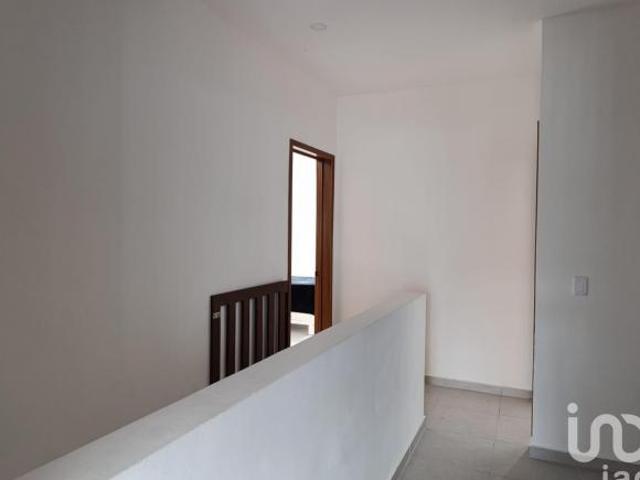 CASA CON 4 RECAMARAS EN VENTA EN RESIDENCIAL RIO CANCUN QUINTANA ROO