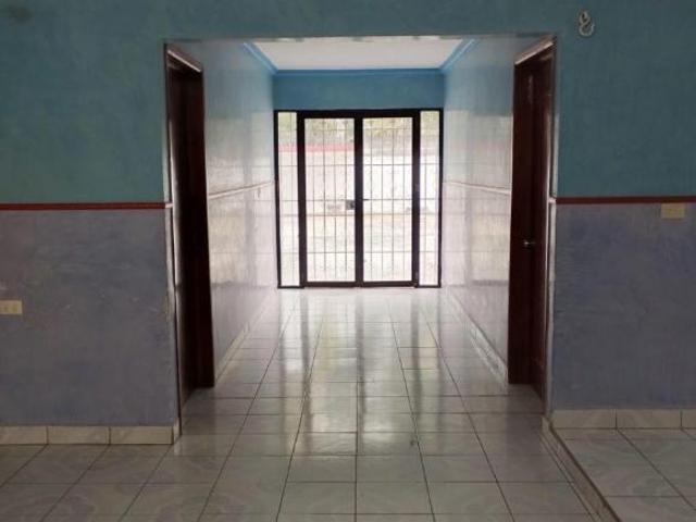 Casa con 541 m² superficie de terreno, 2 habitaciones en venta en Congregacion Rinconada