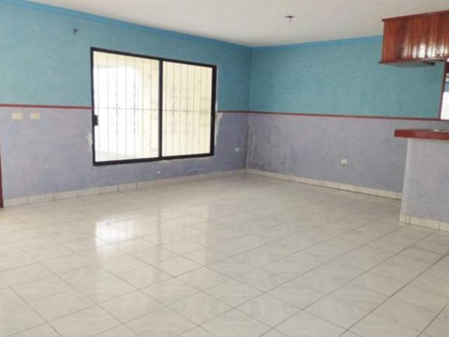 Casa con 541 m² superficie de terreno, 2 habitaciones en venta en Congregacion Rinconada