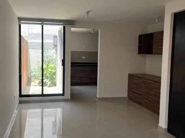 Casa con 71 m² superficie de terreno y 3 recámaras en venta atras de volkswagen