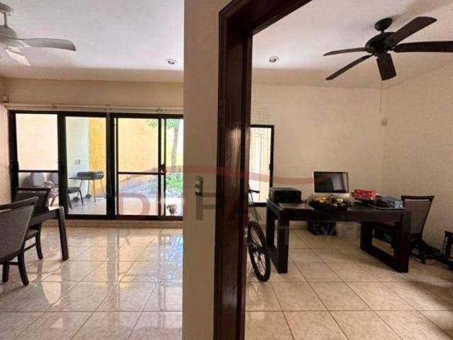 Casa con Alberca en Venta, San Agustín del Palmar, Carmen Ca