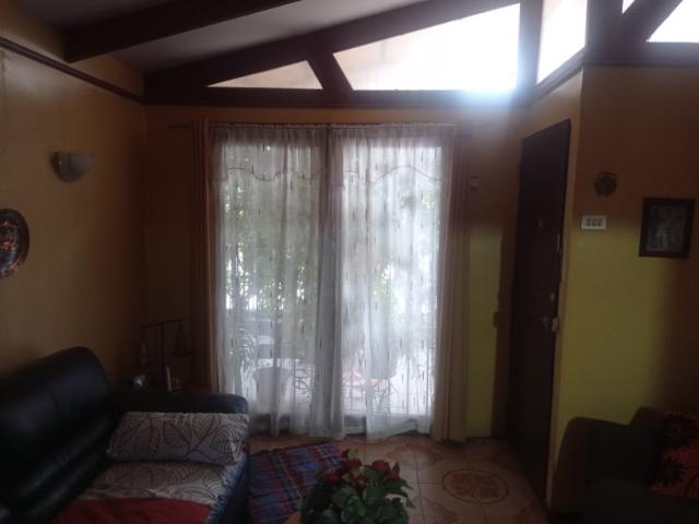 CASA CON EXCELENTE PRECIO!