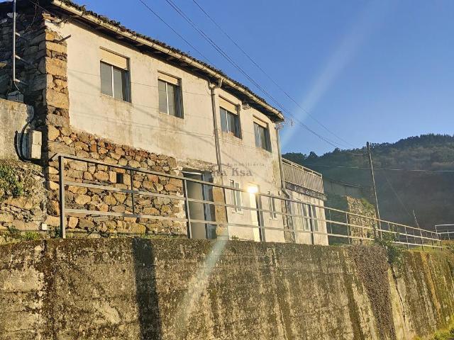 Casa en venta en Nogueira De Ramuín