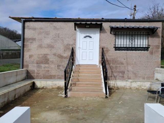 Casa en venta en Ourense, Galicia
