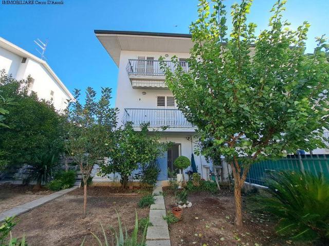 Villa Indipendente in vendita a Marche, Ascoli Piceno