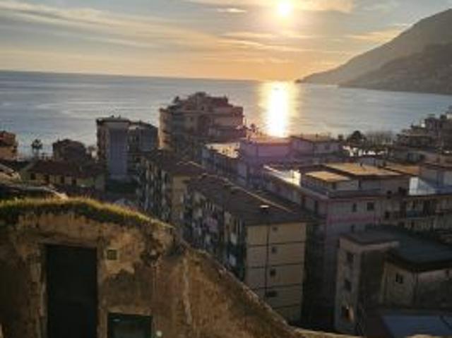 Appartamento in vendita a Maiori, Campania