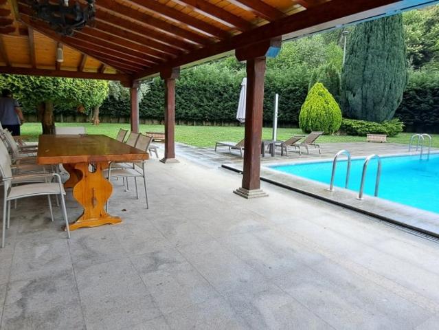 Chalet en venta en Villanueva de Valdueza, El Bierzo
