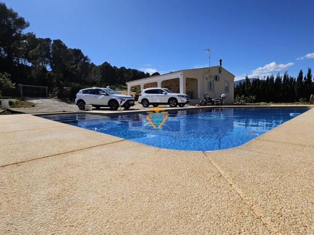 Casa en venta en Callosa D'en Sarrià