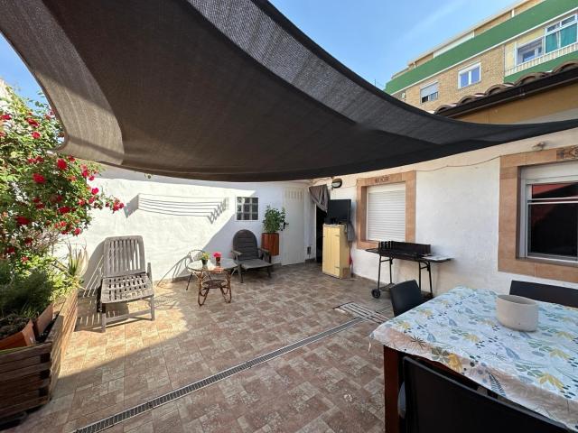 Casa en venta en Oliver-Valdefierro, Zaragoza
