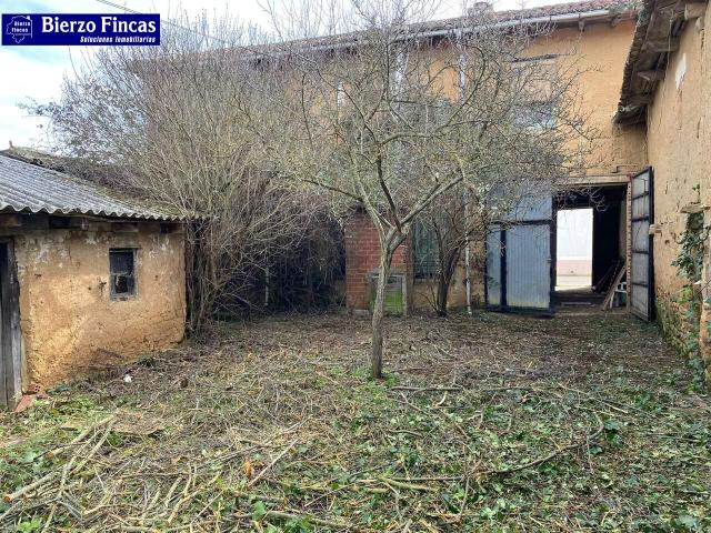 Casa en venta en Gradefes, Castilla y León