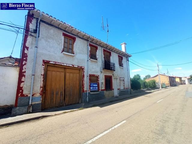 Casa en venta en Gradefes, Castilla y León
