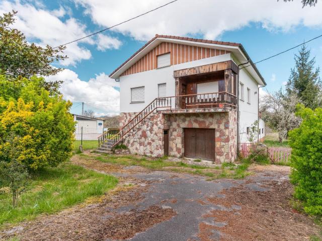 Casa en venta en Bimenes, Asturias