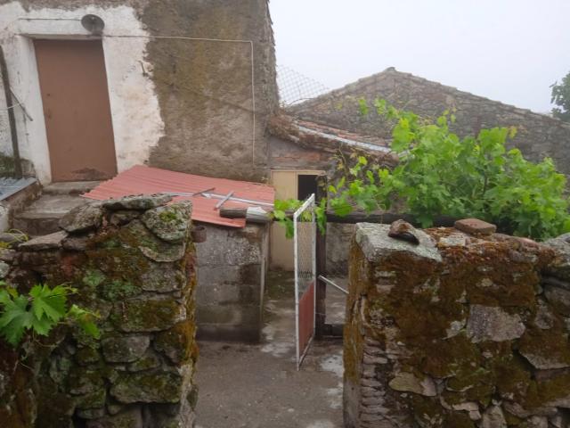 Casa en venta en Montánchez, Extremadura