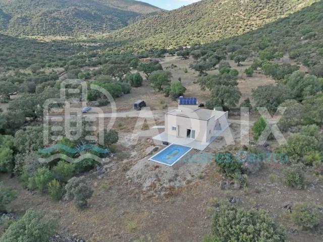 Casa en venta en Almoharín, Extremadura