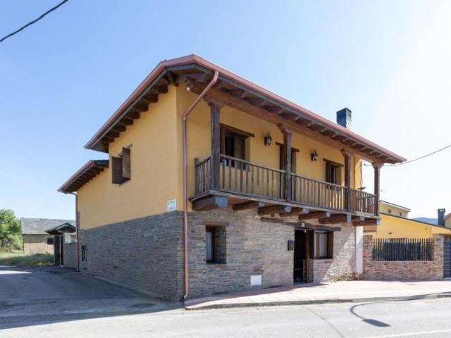 Casa en venta en Cubillos Del Sil, Cabañas de la Dornilla