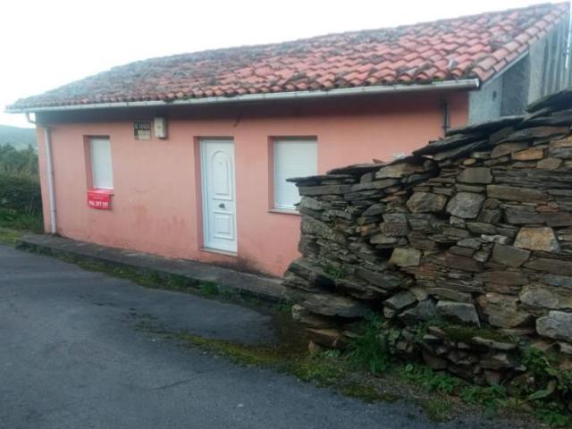 Casa en venta en Cudillero, La Rondieḷḷa