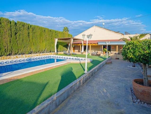 Casa en venta en Formentera Del Segura, Los Palacios