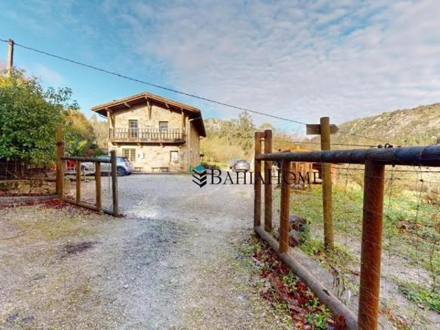 Casa en venta en Puente Viesgo, Cantabria