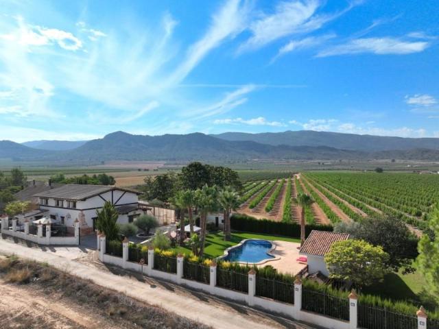Casa en venta en Yecla