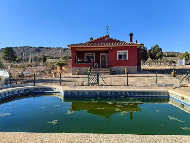 Casa en venta en Yecla