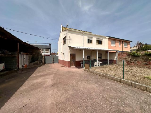 Casa en venta en Cuatrovientos, El Bierzo