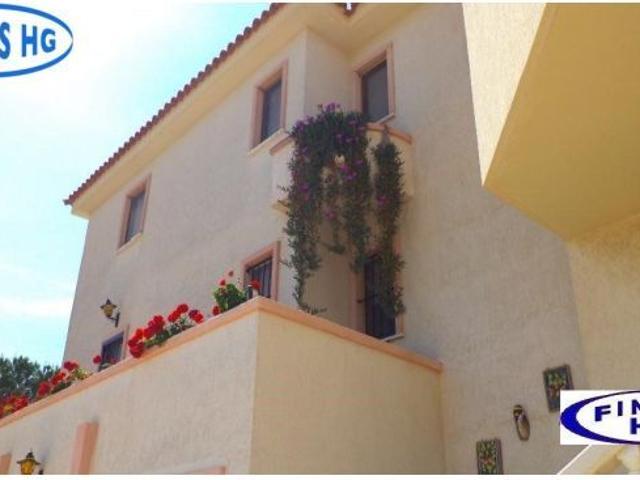 Casa en venta en San Juan De Alicante