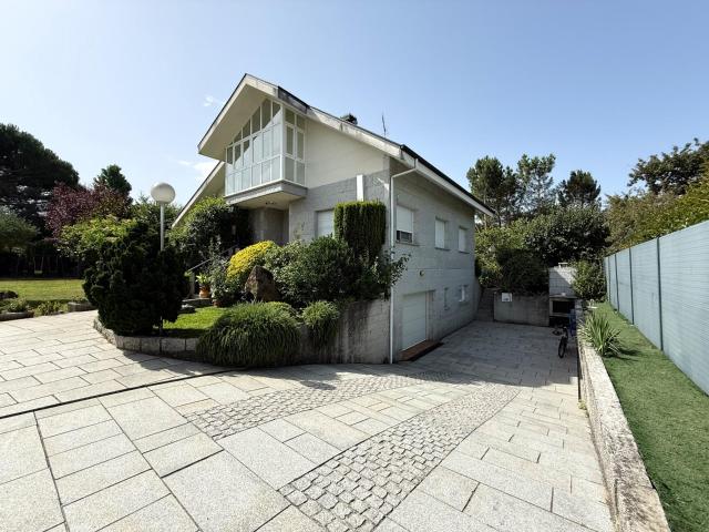 Casa en venta en Vilar de Ordelles, Ourense