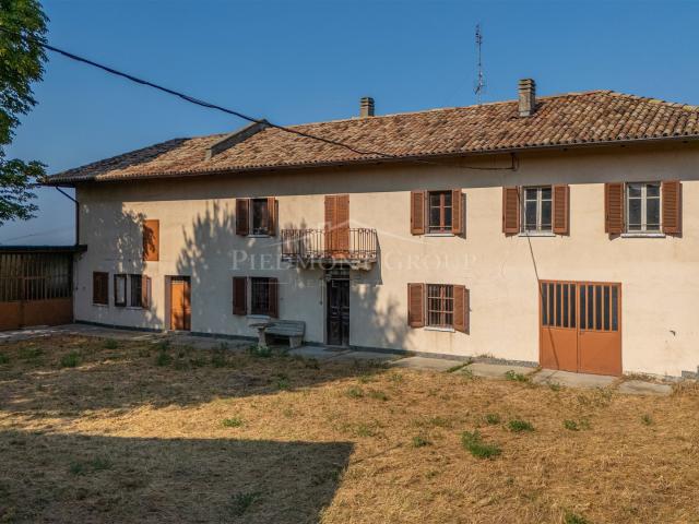 Casa in vendita a Canelli, Asti
