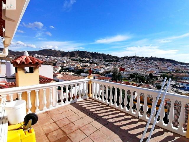 Casa en venta en Puerto de la Torre, Málaga-Costa del Sol