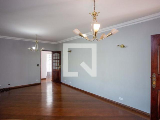 Casa aluguel em Região Imediata de São Paulo, Região Metropolitana de São Paulo