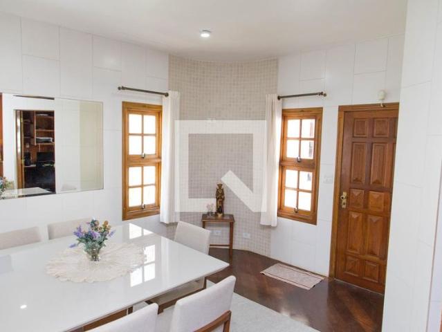 Casa aluguel em Região Imediata de São Paulo, Região Metropolitana de São Paulo