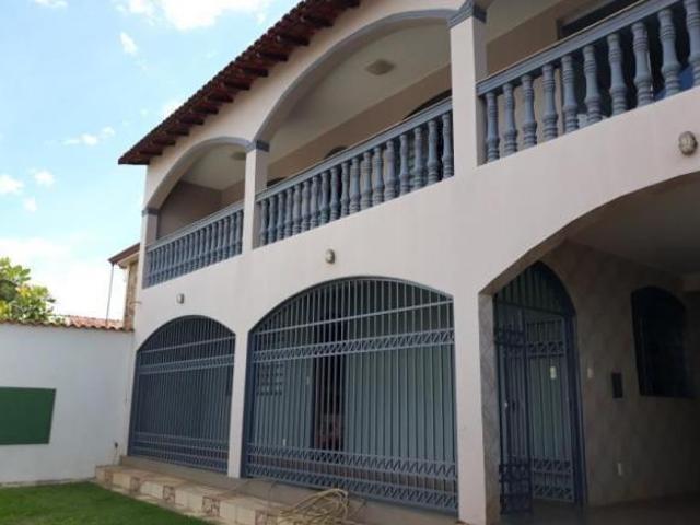 Casa venda em Região Geográfica Imediata do Distrito Federal, Região Integrada de Desenvolvimento do Distrito Federal e Entorno
