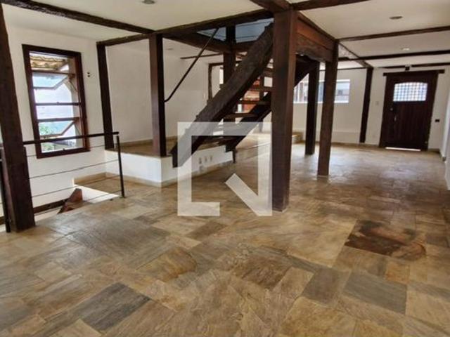 Casa aluguel em Região Geográfica Imediata de Belo Horizonte, Região Metropolitana de Belo Horizonte