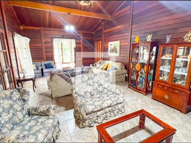 Casa aluguel em Região Geográfica Imediata de Belo Horizonte, Região Metropolitana de Belo Horizonte