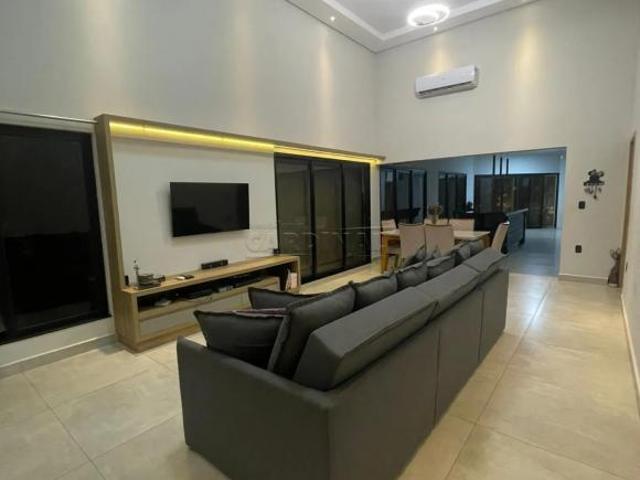 Casa venda em Região Imediata de Araraquara, Araraquara